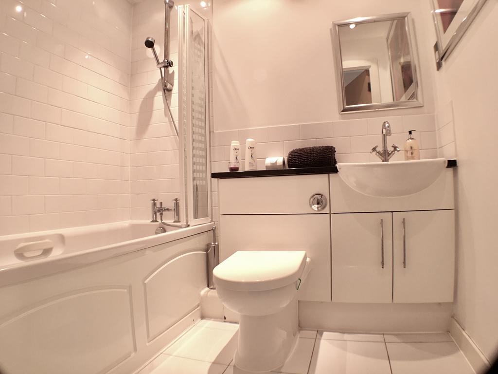 Luxurious Providence Apartment Maidenhead Eksteriør billede